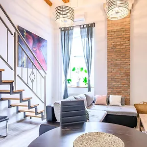 The Comfortable Loft Appartement